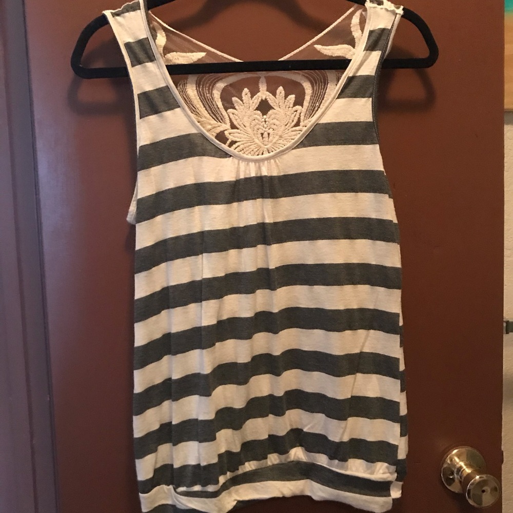 Tank top with lace detail